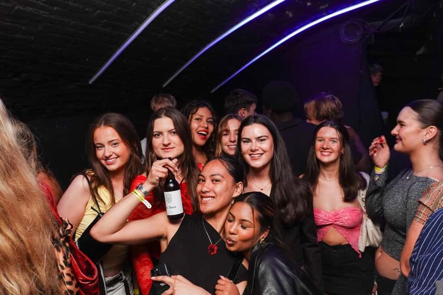 Nice: Party Bar Crawl with Club VIP, 6 Shots, and Games - Timing, clothing, and what to carry