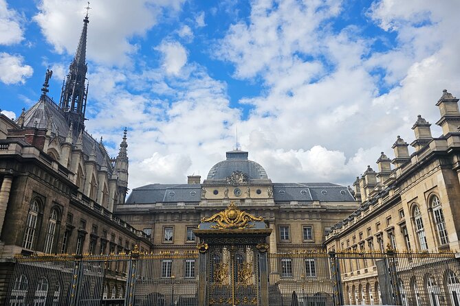 Notre Dame Outdoor Walking Tour and Entrance to Sainte Chapelle - The brief stop near Shakespeare and Company