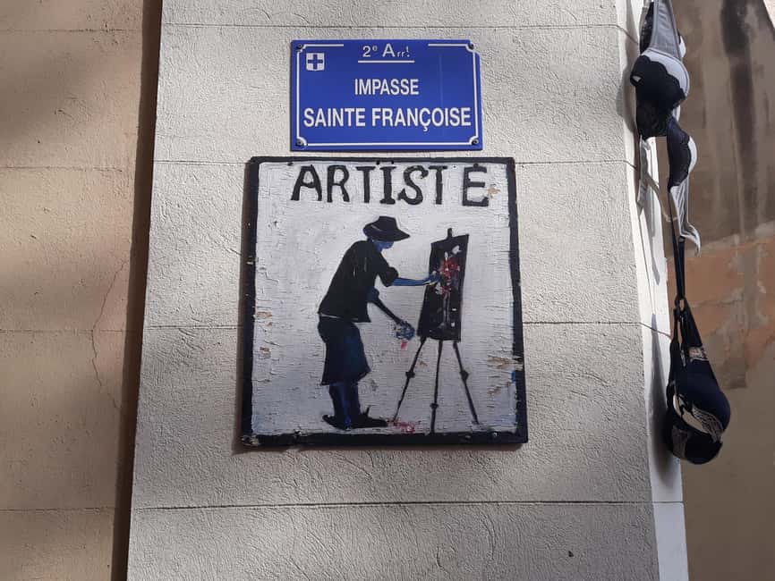 "Old Marseille" district tour and treasure hunt - Following Eric D.’s clues from the Old Port