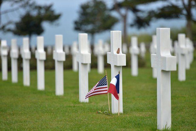 Omaha Beach D-Day Experience - Afternoon group tour from Bayeux - Pointe du Hoc and the Ranger assault