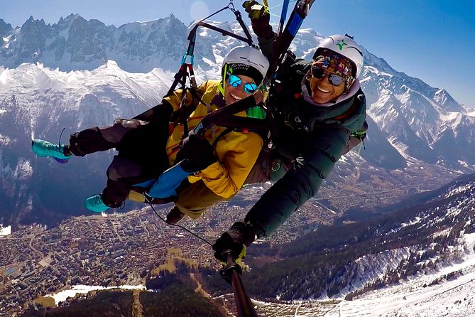 Paragliding Tandem Flight over the Alps in Chamonix - Choosing the right time and checking the weather