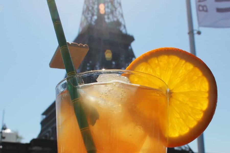 Paris: 1-Hour Sightseeing Cruise and 3-Course Bistro Dinner - Choosing dinner first or the cruise first