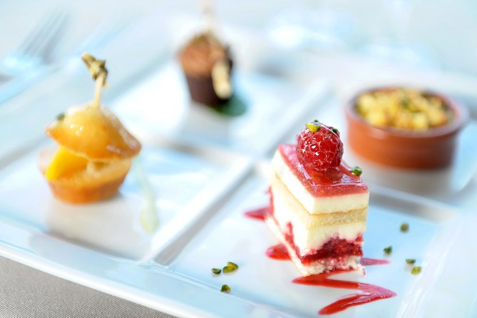 Paris 3-Course Gourmet Dinner and Sightseeing Seine River Cruise - What arrives on your plate
