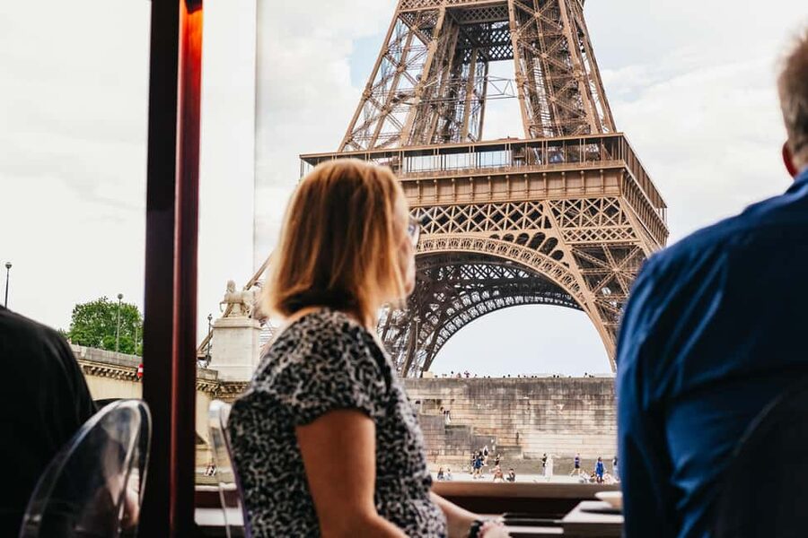 Paris: 3-Course Italian Meal Seine Cruise - Practical booking advice