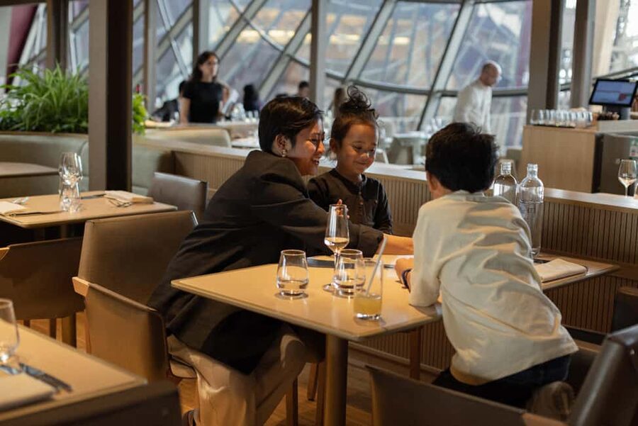 Paris: 3-Course Lunch at Eiffel Tower's Madame Brasserie - Why Lunch Inside the Eiffel Tower Is Different