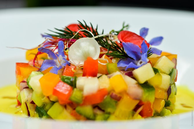 Paris 3-Courses Gourmet Dinner Seine River Cruise with Champagne - What arrives on your plate