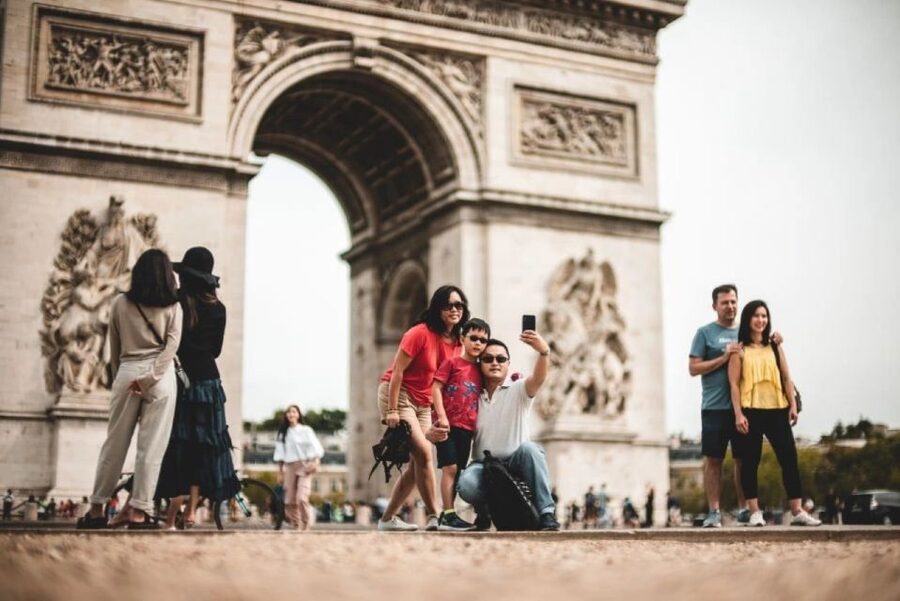 Paris: Arc de Triomphe Entry with Seine Cruise - Key points at a glance