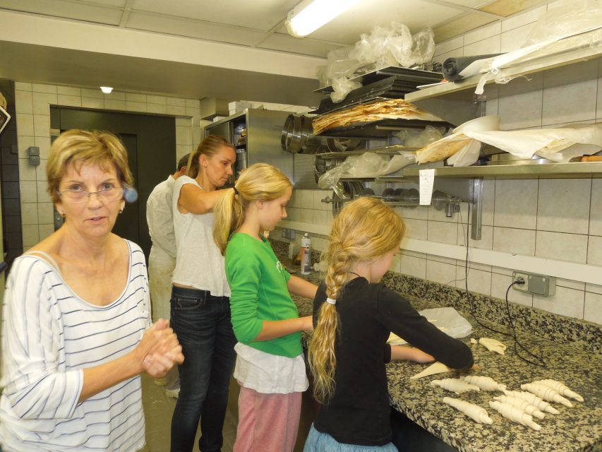 Paris: Behind the Scenes Bakery Tour with Breakfast - Learning the baguette from dough to oven