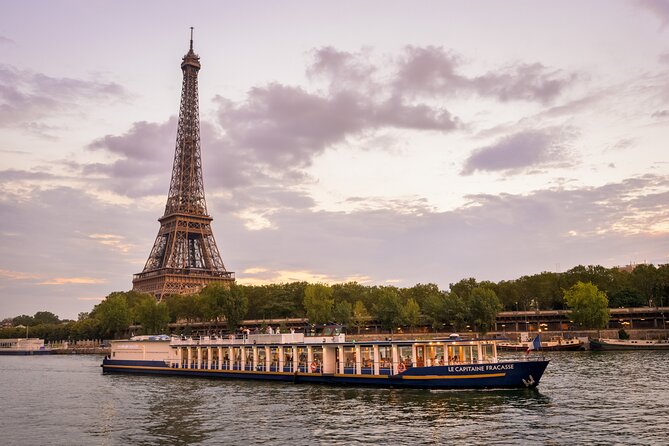 Paris Capitaine Fracasse 3 Course Seine River Dinner Cruise - A moving dinner with Paris as the backdrop