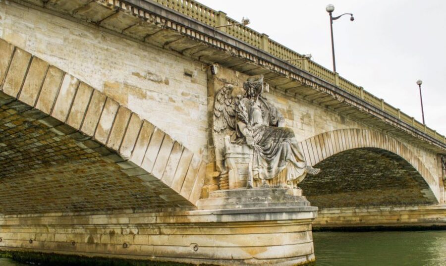 Paris: Catacombs, Audio Guide, and River Cruise Option - What the bone-lined galleries feel like
