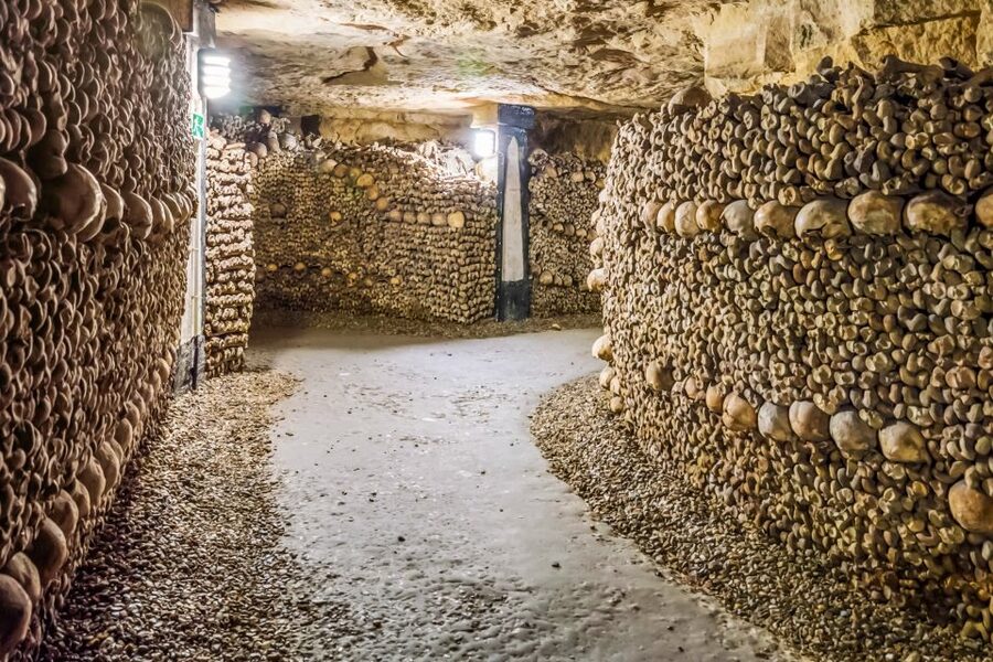 Paris: Catacombs Restricted Access Tour - Going down 130 steps into old Paris