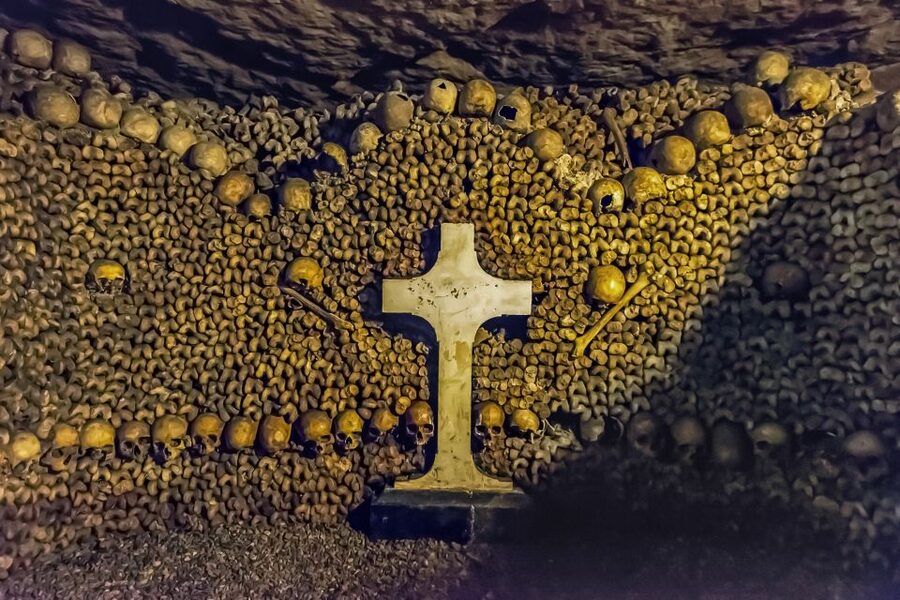 Paris: Catacombs Restricted Access Tour - A two-hour visit with a high price tag