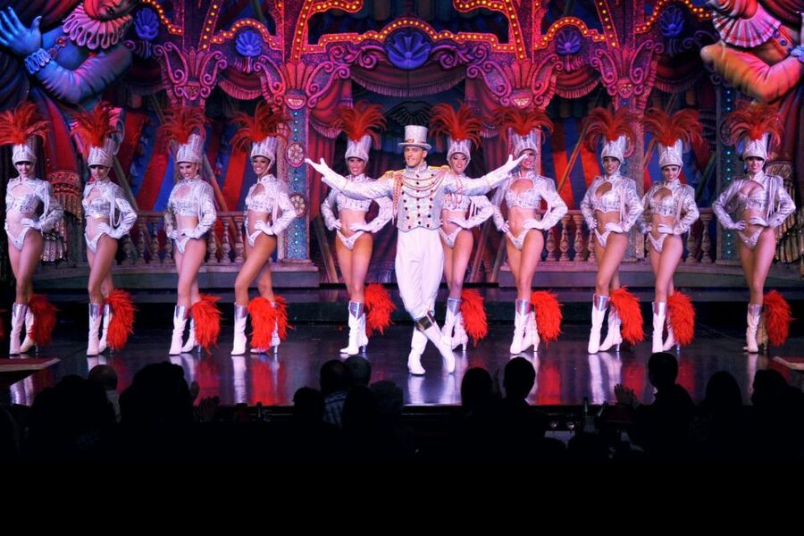 Paris: Champagne at the Moulin Rouge & Seine River Cruise - Is $296 a fair price?