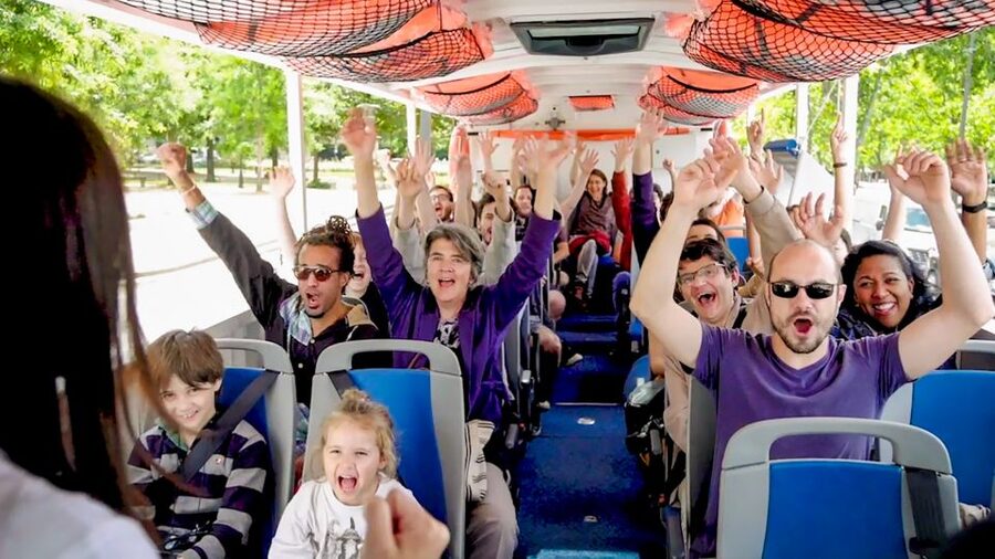 Paris: City and River Seine Tour on an Amphibious Bus - Why this amphibious Paris tour works