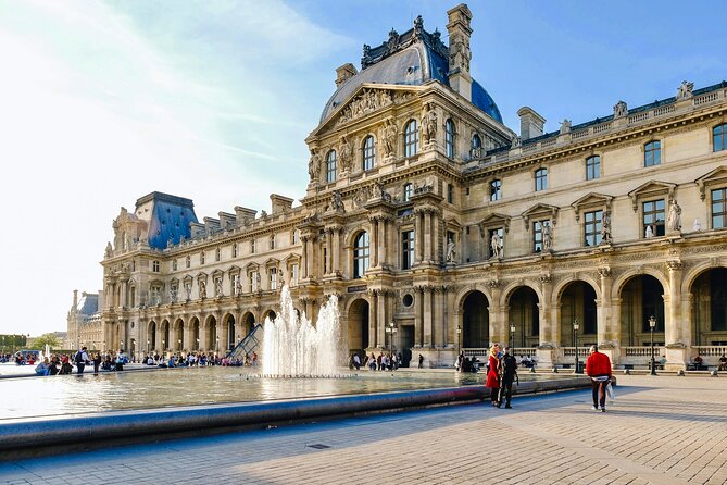 Paris City Center Free Walking Tour (Tip-Based) - The Tuileries and the final Eiffel Tower view