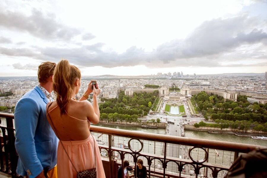 Paris: City Tour by Bus with Eiffel Tower & Optional Summit - Who will enjoy this experience most