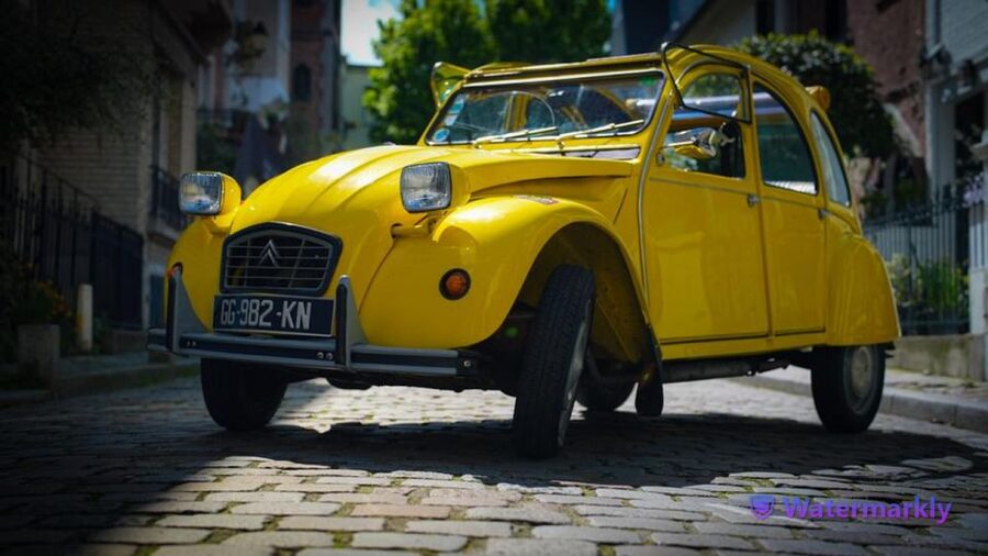 Paris: Discover Paris 2CV - Eiffel Tower, École-Militaire, and the big Paris view