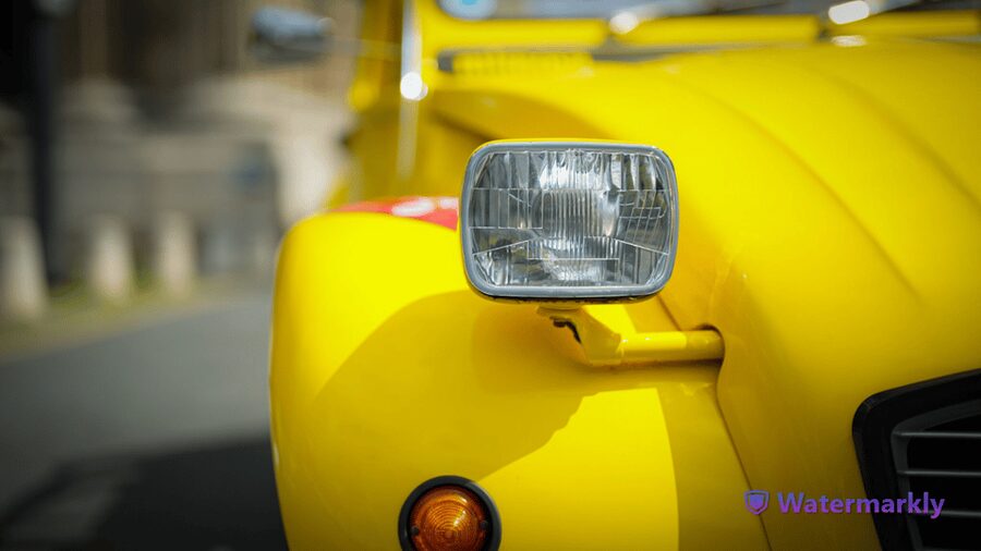 Paris: Discover Paris 2CV - The Left Bank, Montmartre, and local streets