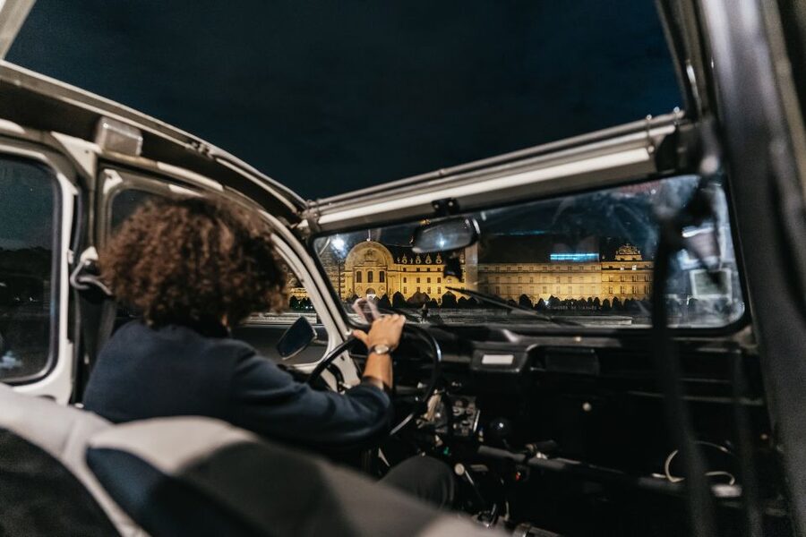 Paris: Discover Paris by Night in a Vintage Car with a Local - Key points at a glance