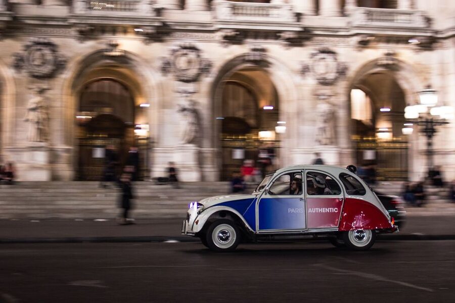 Paris: Discover Paris by Night in a Vintage Car with a Local - What the guide adds to the experience