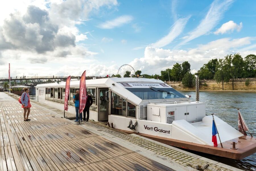 Paris: Early Evening Dinner Cruise on the River Seine - The real cost of a $100 dinner cruise