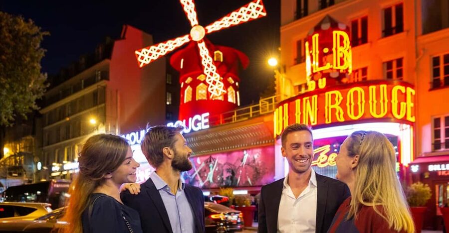 Paris: Eiffel Tower Dinner Cruise with a Moulin Rouge Show - Three Paris icons in one evening