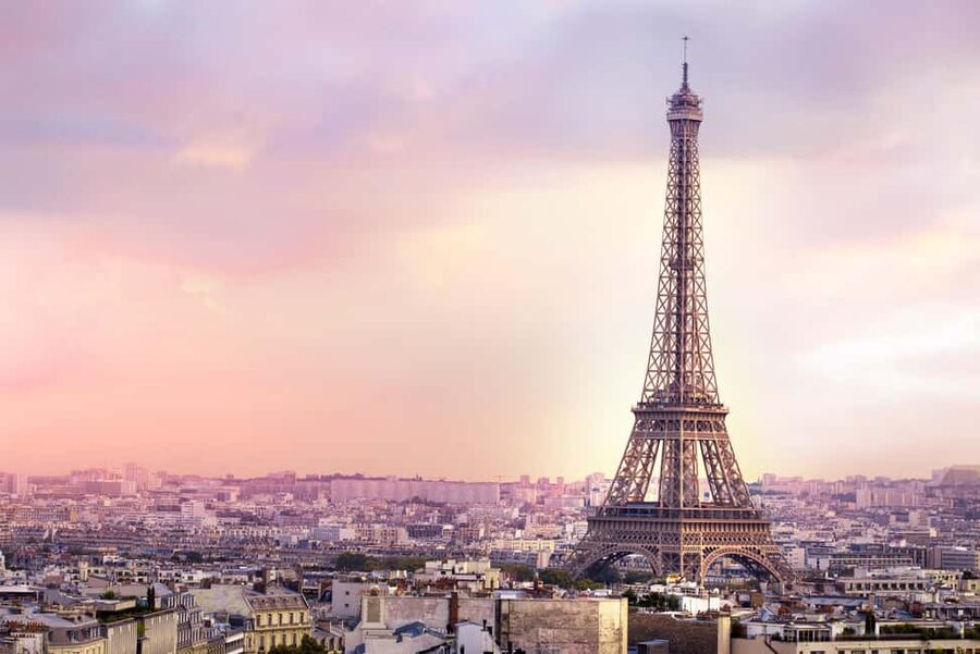 Paris: Eiffel Tower Fully Guided Tour with Summit Option - Is the $44 price good value?