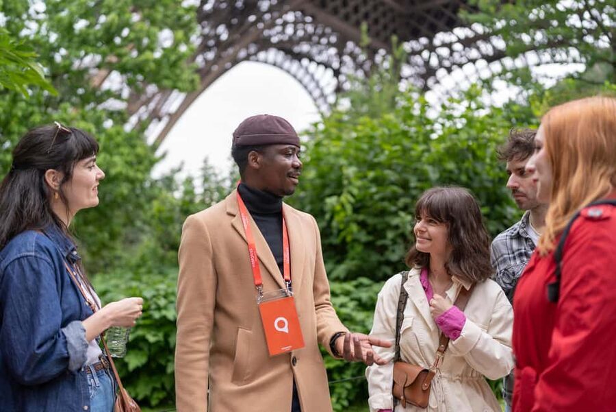 Paris: Eiffel Tower Guided Tour with Summit Access - Key points to know before booking
