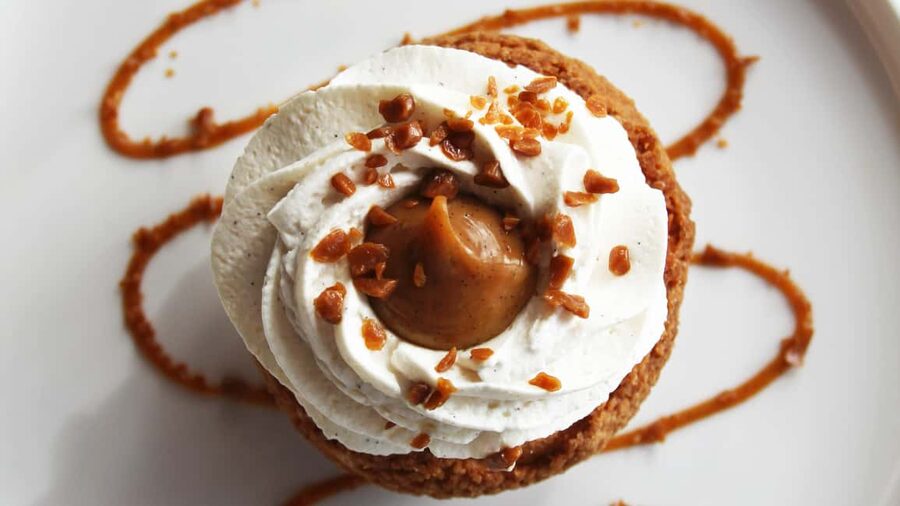 Paris: Eiffel Tower's Madame Brasserie 3-course lunch 12:00 - Exploring the Eiffel Tower after lunch