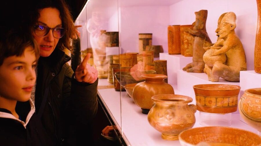 Paris: Entrance Ticket to the Chocolate Museum - Watching chocolate become shiny and smooth