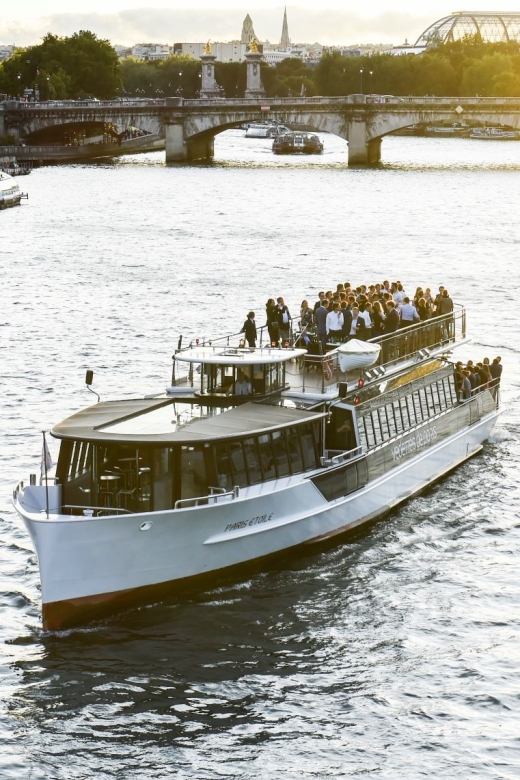 Paris: Evening River Cruise with Music - Is the $27 price good value?