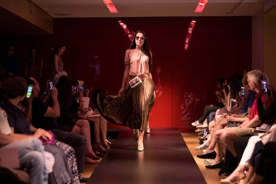 Paris: Fashion Show at Galeries Lafayette Haussmann - What the 30-minute catwalk is like