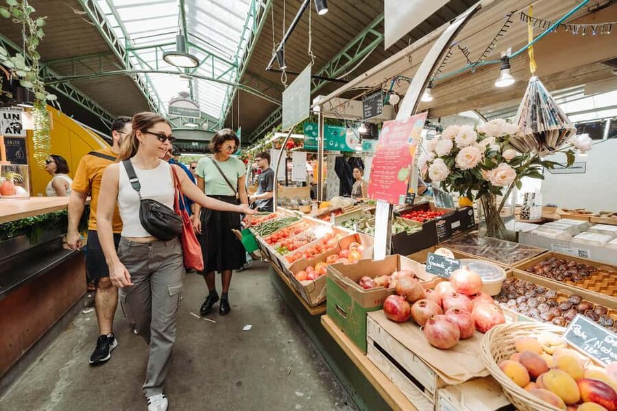 Paris: Food and Wine Tasting Walking Tour in Le Marais - Savory Moroccan crepes at the covered market