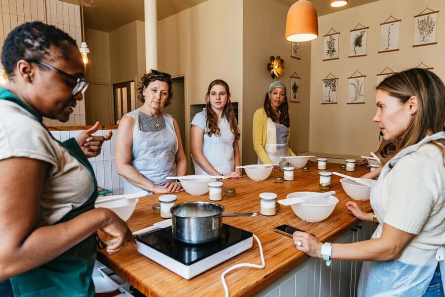Paris: French Macaron Culinary Class with a Chef - What the Reviews Reveal About the Teaching