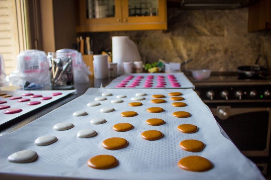 Paris: French Macarons Baking Class with a Parisian Chef - Who should book this experience?