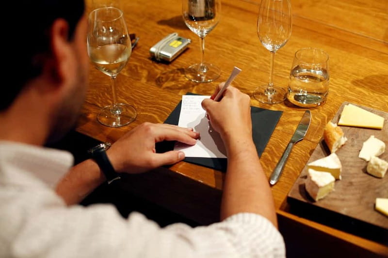 Paris: French Wine Tasting Class with Sommelier - Bread, water, and the €15 food add-on