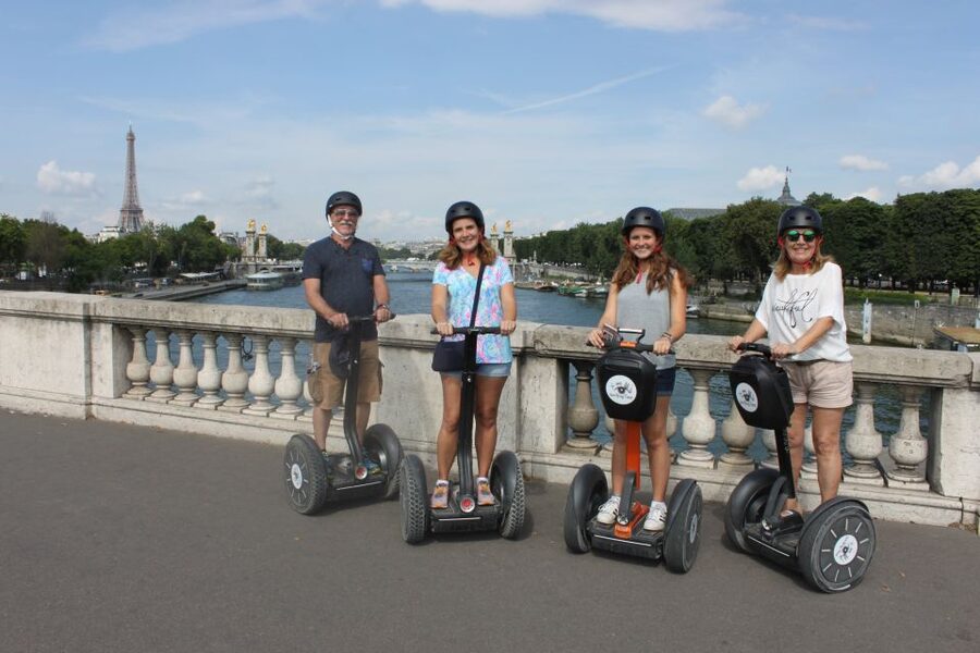 Paris: Guided Segway Tour - Champ de Mars and the Eiffel Tower