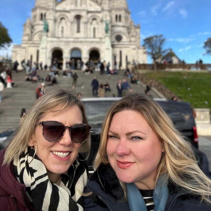 Paris: Hidden Gems of Montmartre with Local Guide - Starting at Blanche and the Moulin Rouge