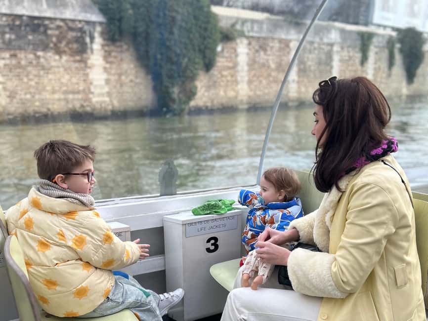 Paris: Hop-On Hop-Off Seine Cruise Pass with 9 Stops - Key points to know before you board