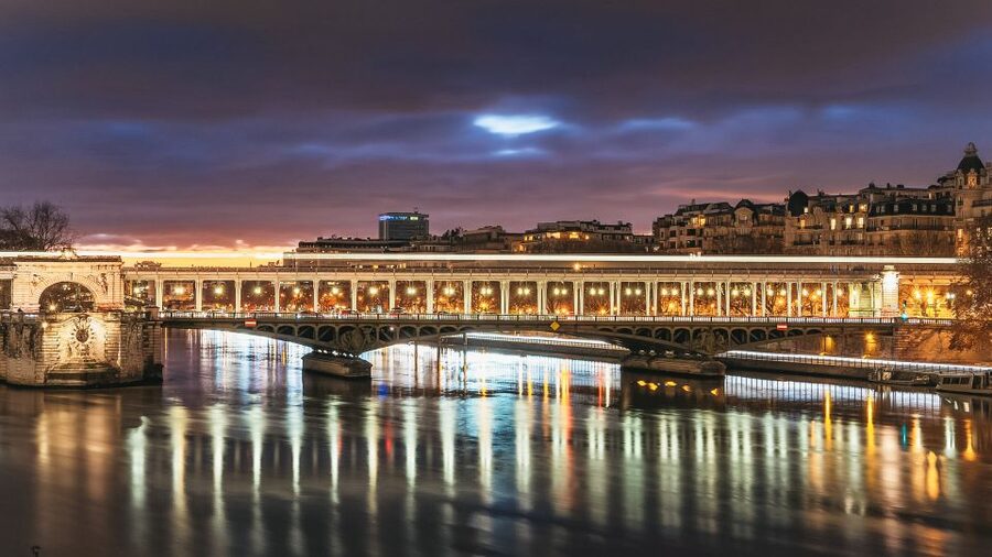 Paris: Illuminated Evening River Cruise & Waffle Tasting - The waffle at Trocadéro is a separate stop