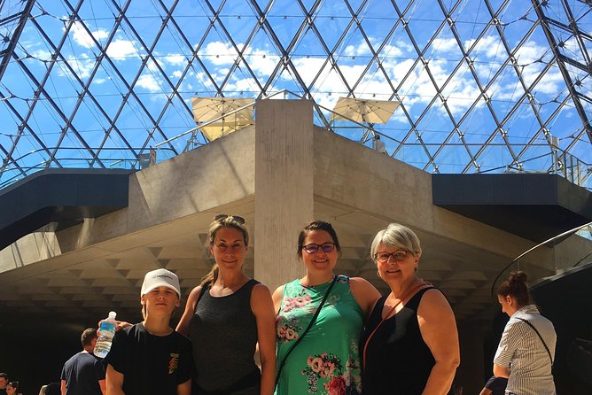 Paris Kids and Families Private Louvre Tour - What the private format adds