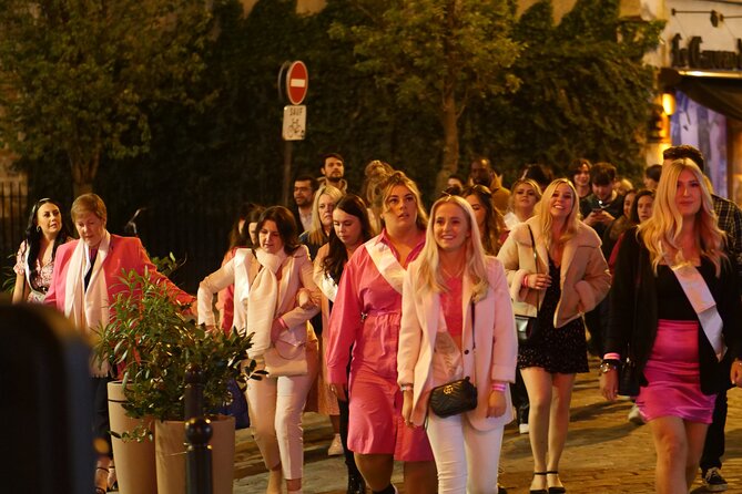 Paris Latin Quarter Pub Crawl Bars and Clubs - Starting at Rue de la Huchette