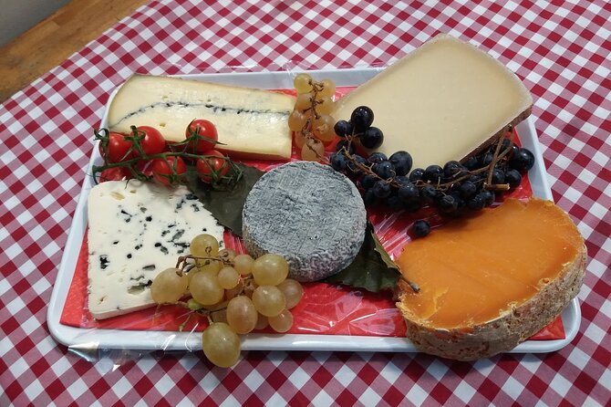 Paris Le Marais Food Tour With 10+ Tastings, Cheese, Wine & More - Starting at 133 Rue Saint-Antoine