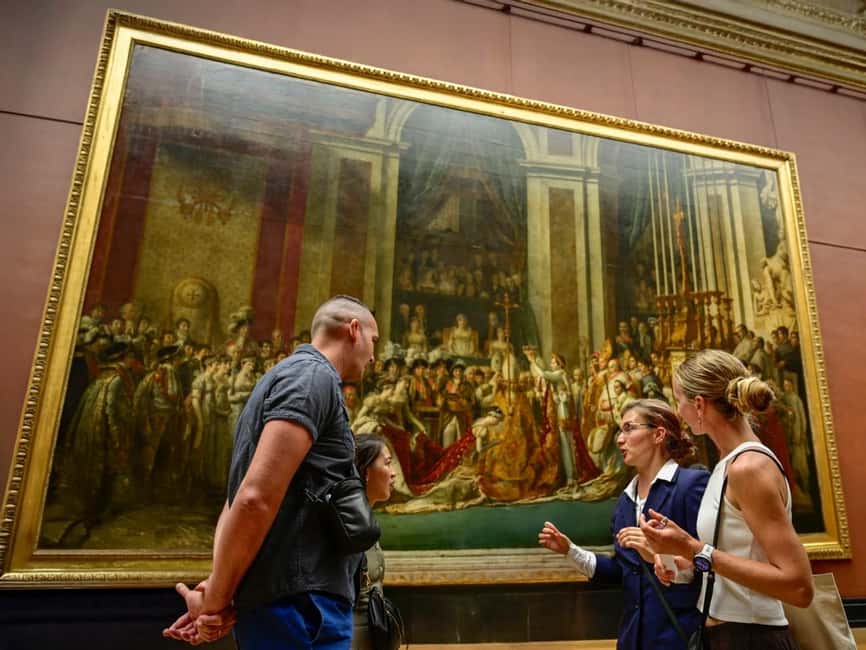 Paris: Louvre Museum Guided Tour with Skip-the-Ticket-Line - What the guides add to the experience