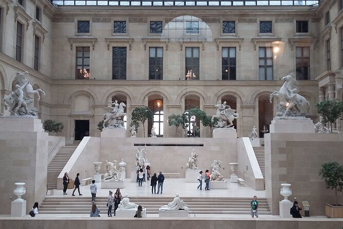 Paris: Louvre Museum Tour Mona Lisa & Iconic Masterpieces - Why a guided Louvre visit makes sense