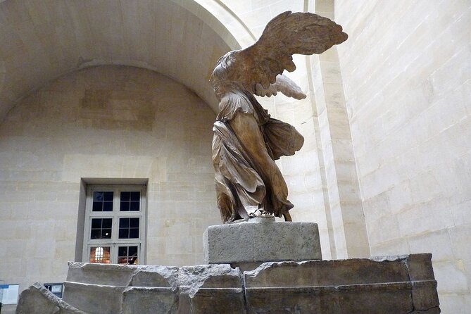 Paris: Louvre Museum Tour Mona Lisa & Iconic Masterpieces - Venus de Milo and ancient Greek sculpture