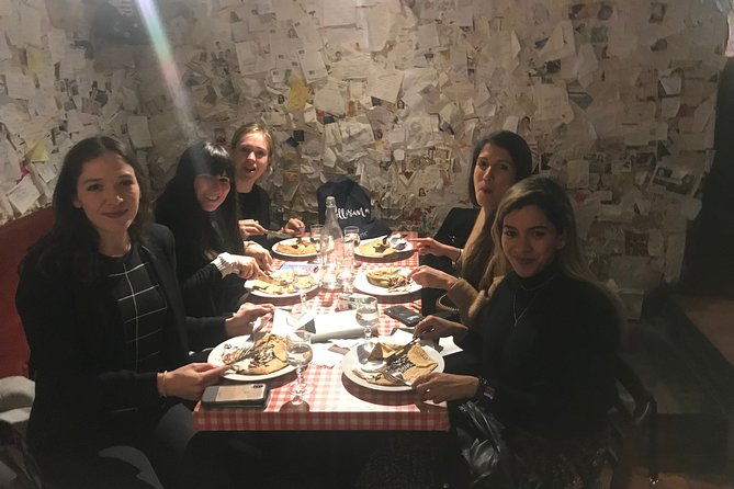 Paris Montmartre Food Tour - A Full French Meal by Do Eat Better - Cheese and the artists of Place du Tertre