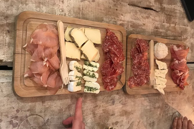 Paris Montmartre Food Tour - A Full French Meal by Do Eat Better - Is $95.53 a fair price?