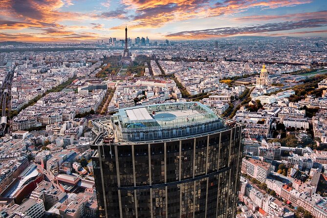Paris Montparnasse Top of the City Observation Deck Entry Ticket - Entering the tower with a mobile ticket