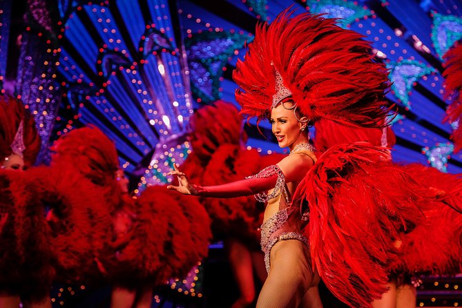 Paris Moulin Rouge Cabaret Show and Dinner - Dinner at the cabaret table